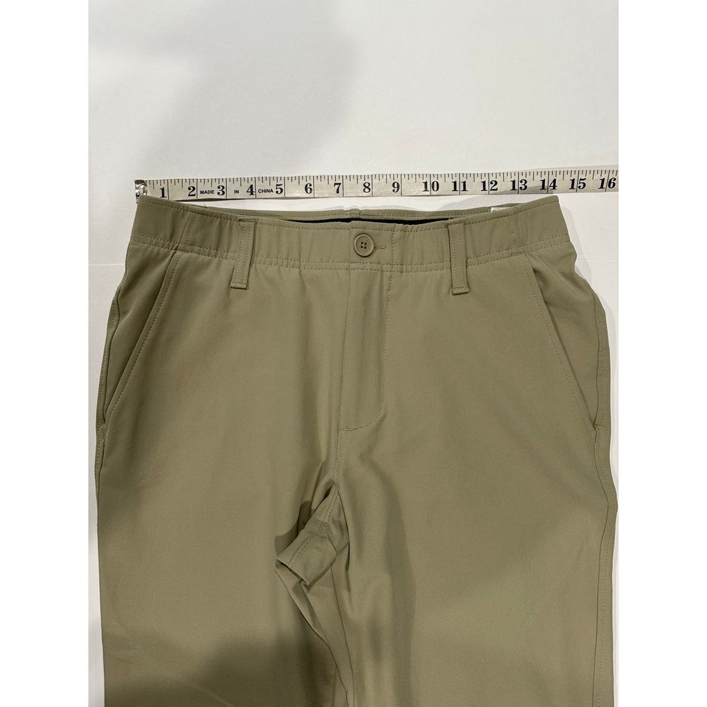 Under Armour ‎ Khaki Chino Pants - Size 30x32. - Picture 3 of 9